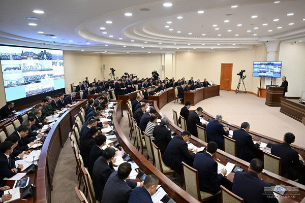 Priority tasks to ensure macroeconomic stability and economic growth were discussed