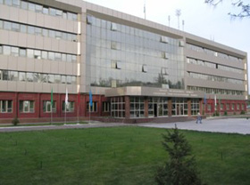 UK metal company rep visits Uzbek plant to discuss cooperation 