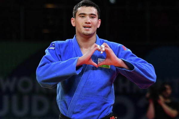 Muzaffarbek Turaboev wins gold at the Master's tournament in Hungary