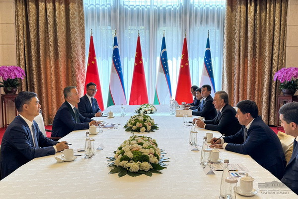 President of Uzbekistan notes the importance of enhancing collaboration with China’s CAMCE
