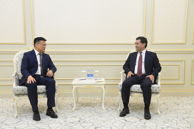 Uzbekistan and China Strengthen Strategic Partnership