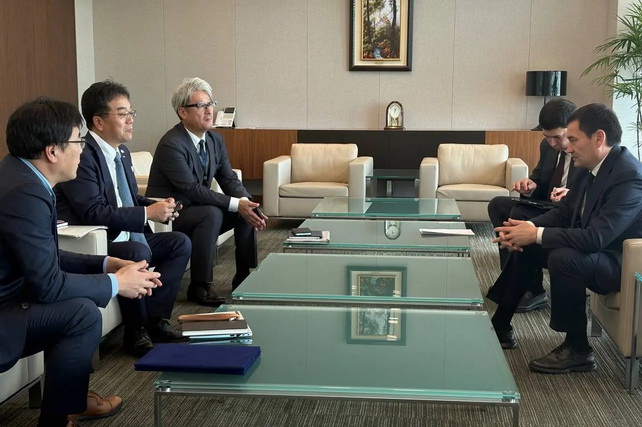 Узбекистан и Япония обсудили сотрудничество в транспортной и авиационной сферах