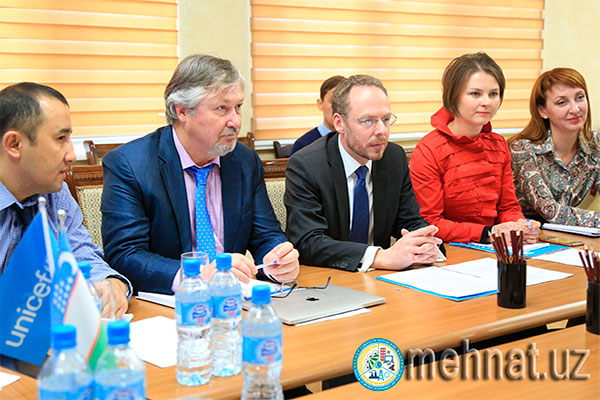 Министр занятости принял делегацию ЮНИСЕФ