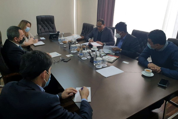 Uzbekistan, Sri Lanka discuss cooperation in textile sector