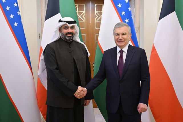 Uzbek President meets with managing director of Kamco Invest