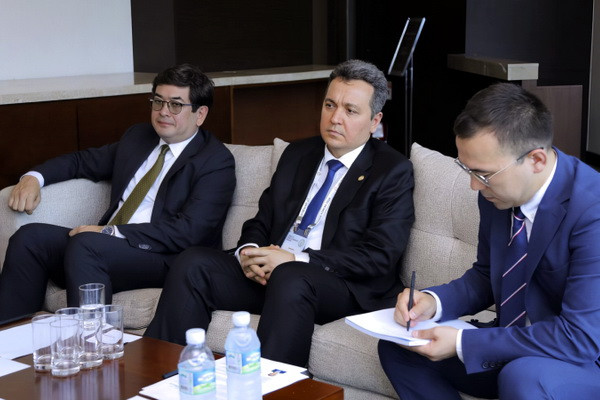 Делегация Узбекистана провела встречу с корейской компанией Miso Information Technology