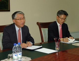 В Государственном комитете связи прошла встреча с послом Южной Кореи