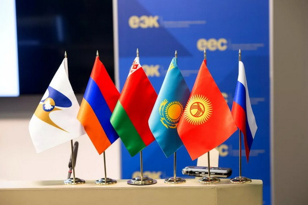 Президент Узбекистана примет участие в заседании Высшего Евразийского экономического совета