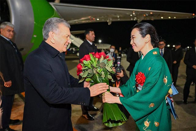 Президент Узбекистана прибыл с официальным визитом в Японию