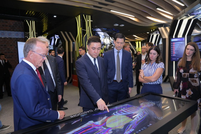 Делегация Сената штата Юта ознакомилась с реформами и проектами IT Park Uzbekistan