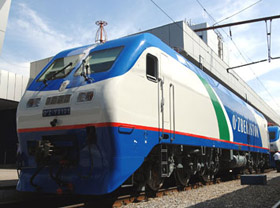 ГАЖК «Узбекистон темир йуллари» получила два электровоза