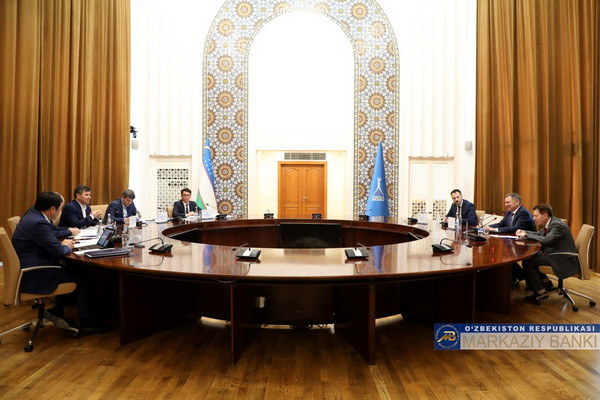 CBU hosts a meeting with the management of OTP Bank