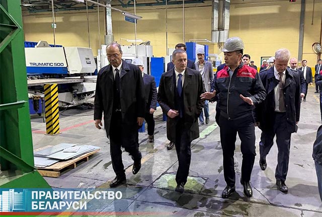 Премьер-министр Беларуси посетил ведущие промышленные предприятия Узбекистана