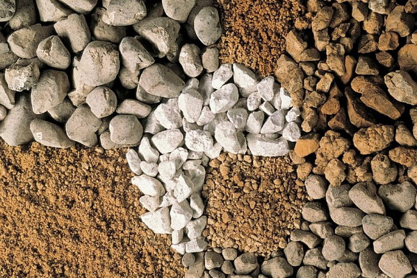 Uzbekistan introduces an indefinite moratorium on the extraction of non-metallic materials