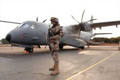 Delegation of Uzbekistan pay visit to Spanish aviation base in Getafe
