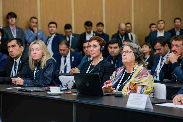 Uzbekistan and Kazakhstan Discuss New Challenges in Saiga Antelope Conservation
