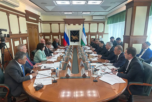 Делегация Узбекистана провела переговоры с руководством Приморского края