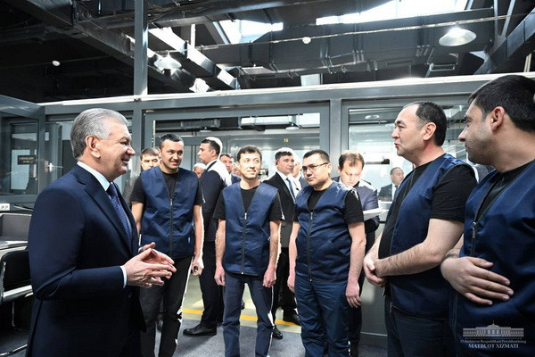 Шавкат Мирзиёев посетил предприятие «Гавхар груп»
