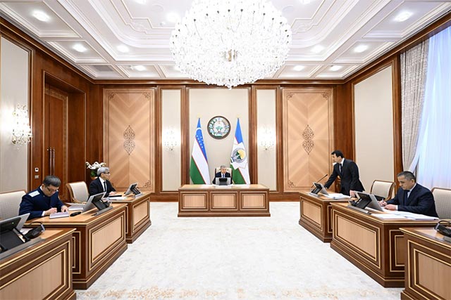 Мирзиёев поручил ускорить проекты в химической отрасли