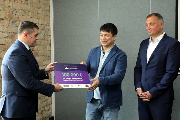 Резидент IT Park подписал Меморандум о сотрудничестве с латвийской компанией