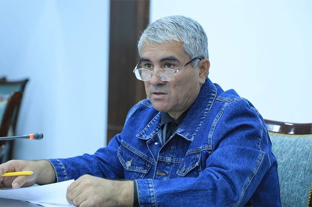 Buxoro viloyati hokimi ruxsatnomasiz xususiy bog‘chani buzishga chaqirdi