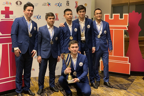 Шахматисты Узбекистана заняли второе место на командном чемпионате мира