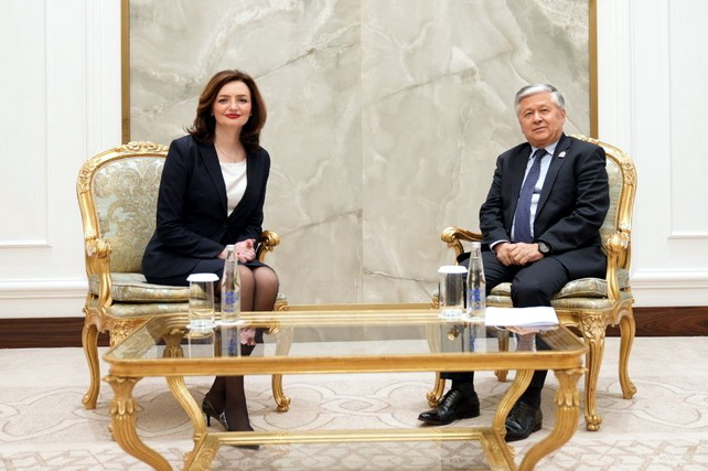 Uzbekistan and Ukraine Discuss Cooperation at UNESCO Session in Samarkand