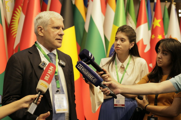 VEON инвестирует в «цифру» и молодежь Узбекистана