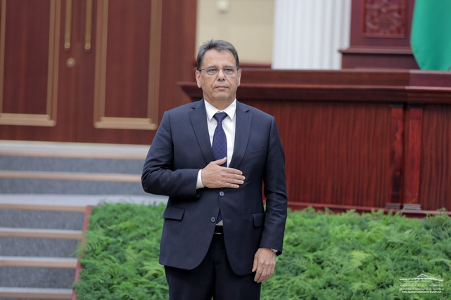 Uzbekistan May Reinstate Correspondence Education Mode