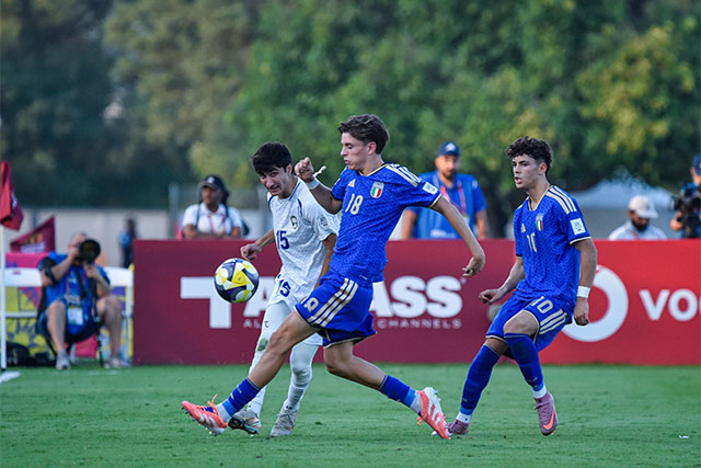 Италия обыграла Узбекистан со счетом 3:2 на молодежном чемпионате мира