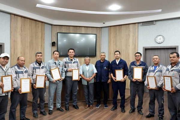 Specialists returned from advanced training at a Japanese company