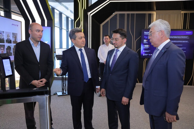 Узбекистан и Казахстан обсудили укрепление сотрудничества в сфере цифровых технологий