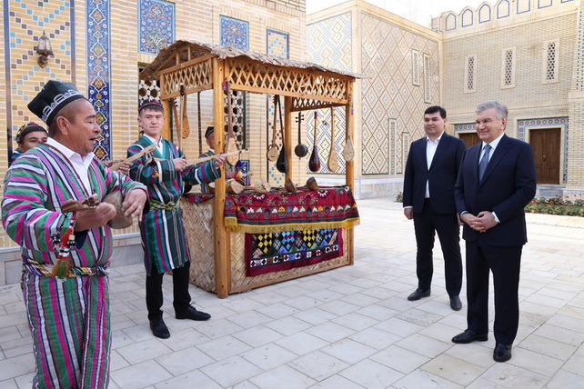 Uzbek President Visits Ethno-Town in Termez