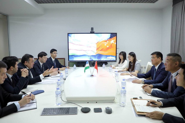 The Ministry of Investments of Uzbekistan discusses preparations for the Second Interregional Forum with China