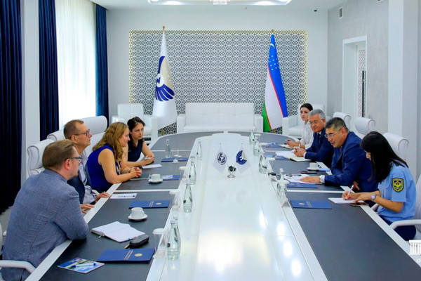 Discussion of tax policy with representatives of the International Monetary Fund mission