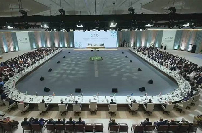Mirziyoyev Calls for Peaceful Conflict Resolution at Extraordinary Arab-Islamic Summit