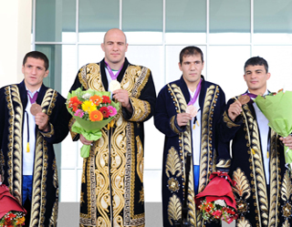 Олимпийская сборная Узбекистана вернулась на родину