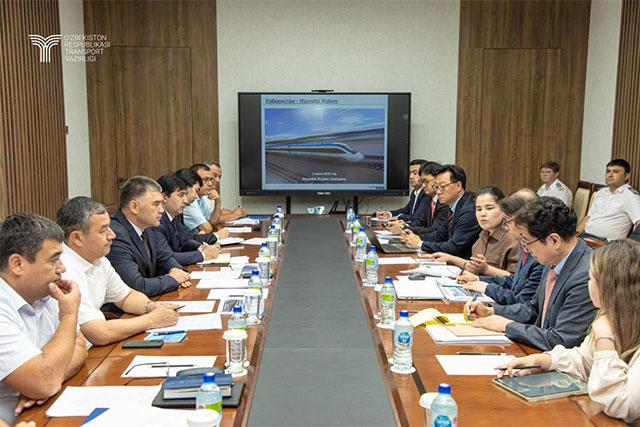 Минтранс Узбекистана обсудил с Hyundai Rotem поставки электропоездов