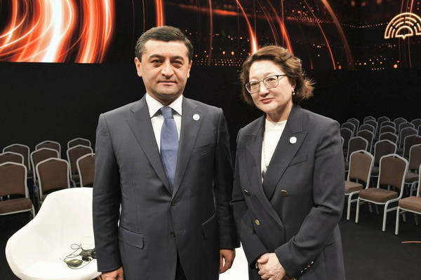 Глава МИД Узбекистана провел встречу с президентом Фонда тюркской культуры и наследия