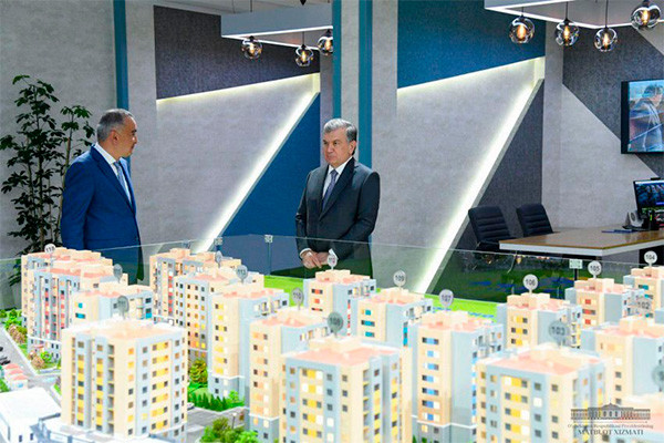 Президент ознакомился с новыми домами на улице Богистон