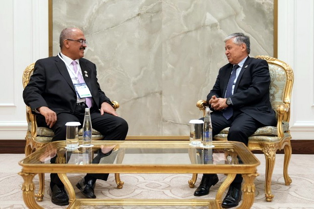 Uzbekistan and Kuwait Discuss Cooperation at the 43rd UNESCO Session