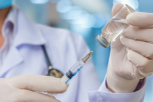 WHO recommends using masks and getting vaccinated against Covid and flu