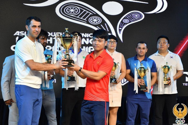 В Ташкенте завершился чемпионат Азии по тяжелой атлетике