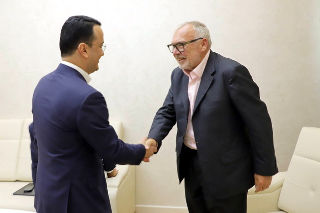 Laziz Kudratov discusses with members of the International Advisory Council ways to strengthen Uzbekistan’s investment and industrial potential