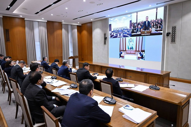 Мирзиёев обсудил развитие экономики и инфраструктуры Кашкадарьи