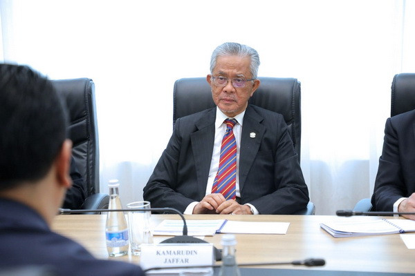 Ministry of Investment and Foreign Trade hosts a meeting with Deputy Minister of Foreign Affairs of Malaysia