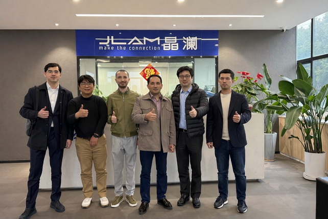 Председатель «Узэлтехсаноат» посетил компанию JLAM в Китае