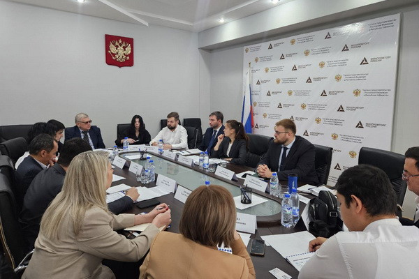 Industry standardization in the oil and gas industry was discussed in Tashkent