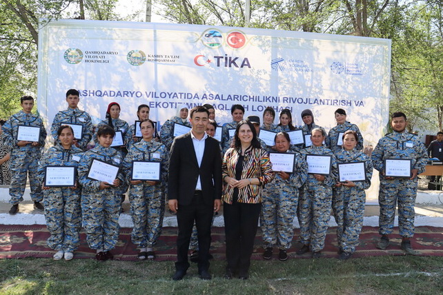 TİKA запустила проект пчеловодства в Кашкадарье
