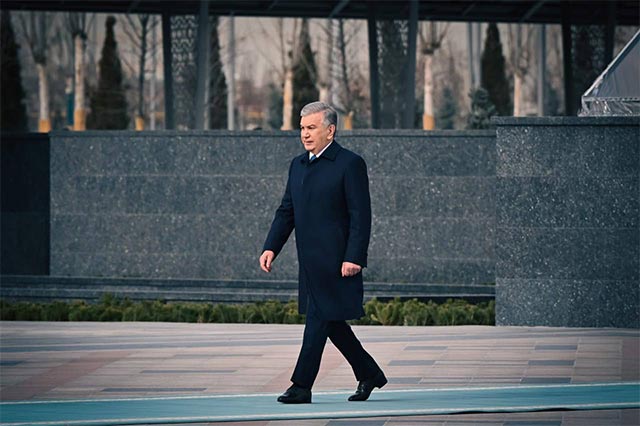 President of Uzbekistan Departs for Pakistan